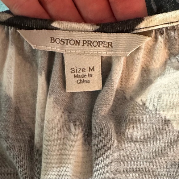 Boston Proper Tunic. - Picture 3 of 3